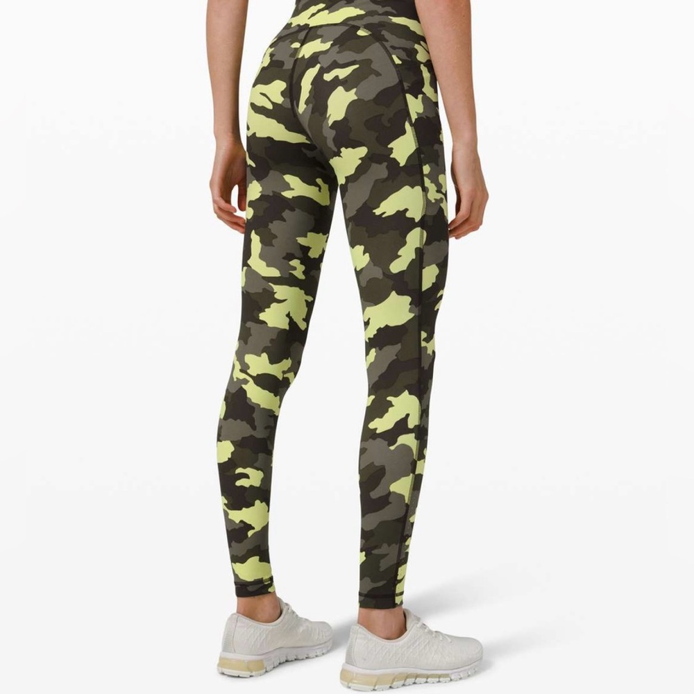 Lululemon Size 4
Swift Speed High-Rise 28"
Heritage 365 Camo Crispin Green Multi